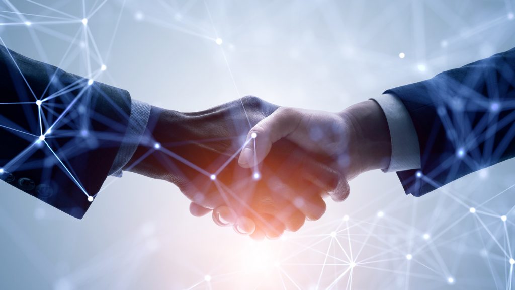 networking, negocios, trato. concept: Programa Piloto de Navegadores Comunitarios